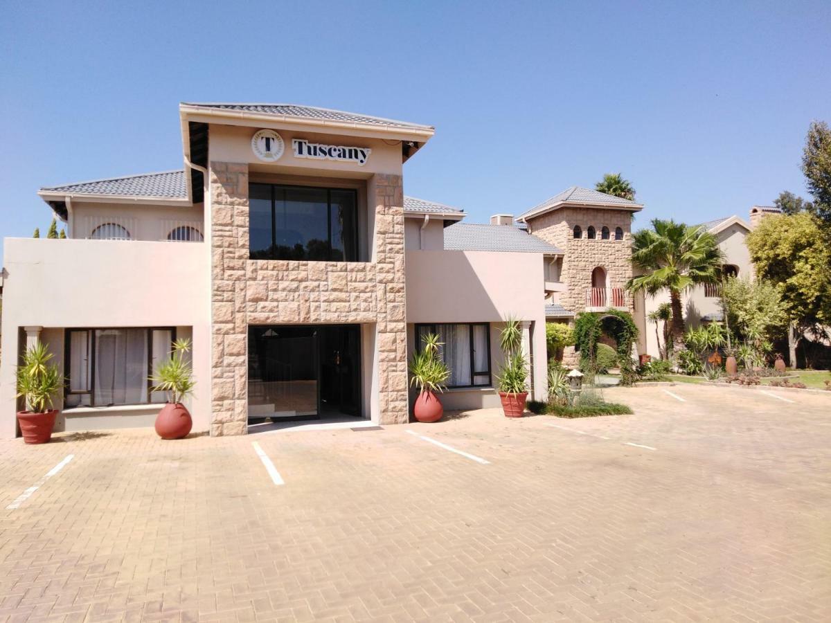 Tuscany Vryburg Kültér fotó