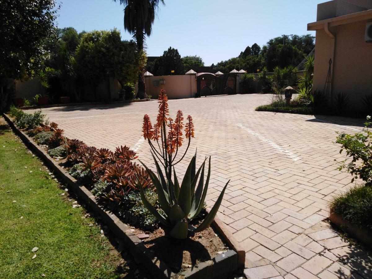 Tuscany Vryburg Kültér fotó